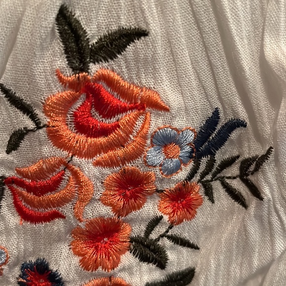 NWT LP white off the shoulder crop top from Stitch Fix - Picture 8 of 8